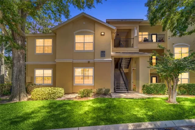 MLS: O6039511 Condo For Sale