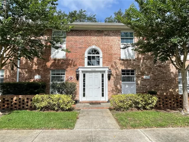 MLS: O6039705 Condo For Sale