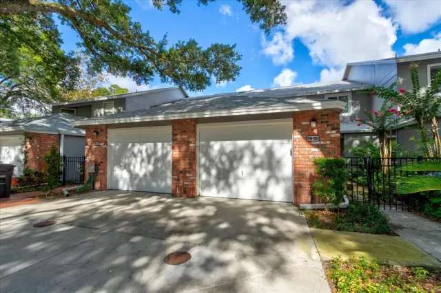 MLS: O6039925 Condo For Sale