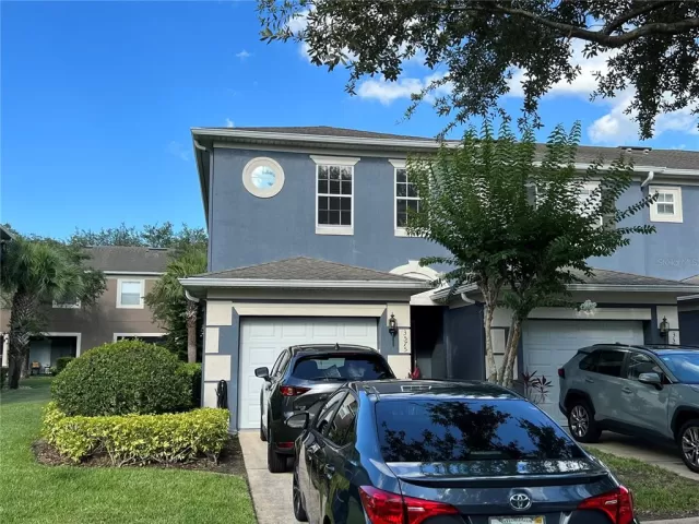 MLS: O6039956 Condo For Sale