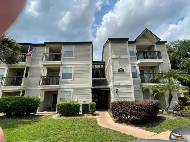 MLS: O6040123 Condo For Sale