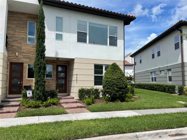 MLS: O6040932 Condo For Sale