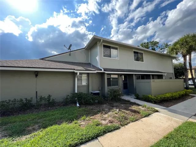 MLS: O6041470 Condo For Sale