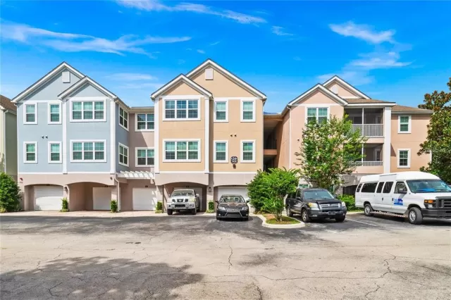 MLS: O6041764 Condo For Sale