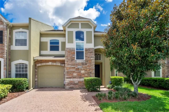 MLS: O6042024 Condo For Sale