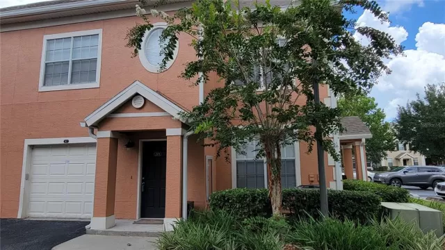 MLS: O6042433 Condo For Sale