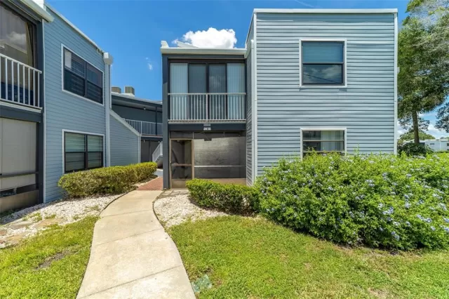 MLS: O6042491 Condo For Sale