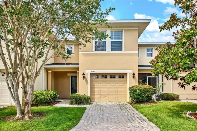 MLS: O6042536 Condo For Sale