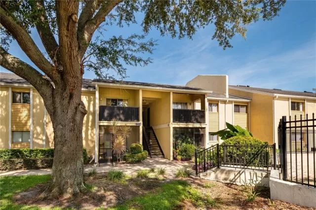 MLS: O6042652 Condo For Sale