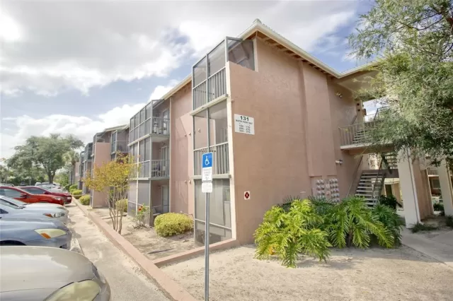 MLS: O6042749 Condo For Sale