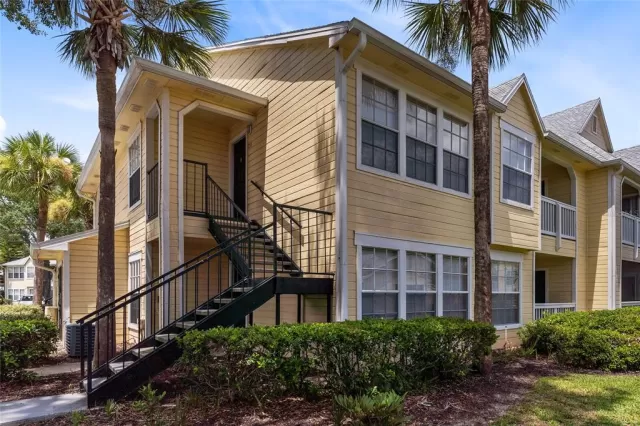 MLS: O6042869 Condo For Sale