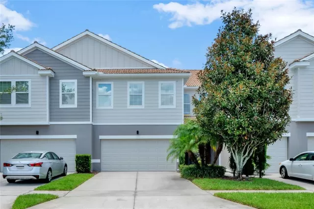 MLS: O6042970 Condo For Sale