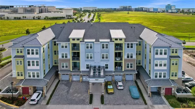 MLS: O6043211 Condo For Sale