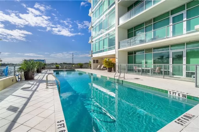 MLS: O6043617 Condo For Sale