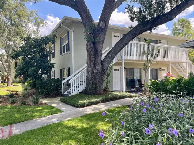 MLS: O6043955 Condo For Sale