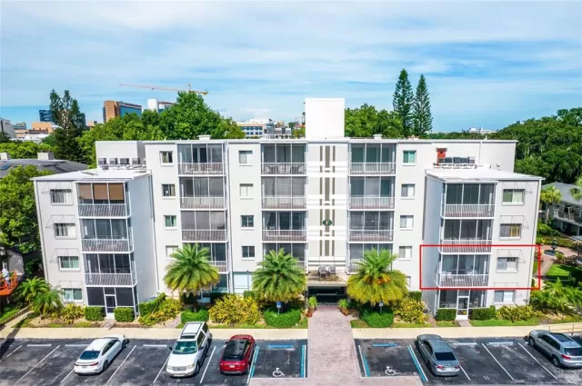 MLS: O6043963 Condo For Sale