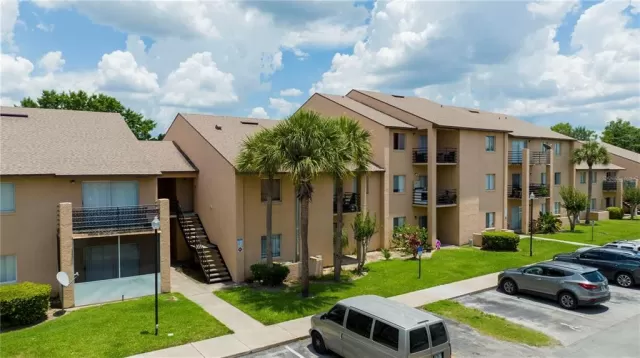 MLS: O6044150 Condo For Sale