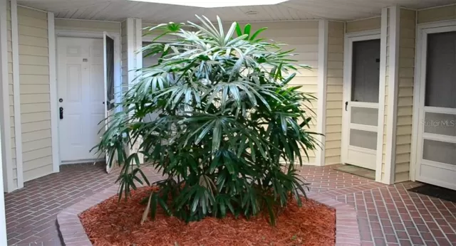 MLS: O6044192 Condo For Sale