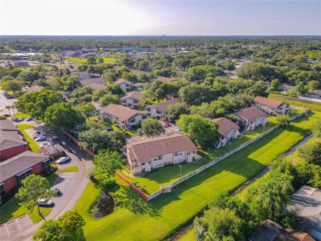 MLS: O6044381 Condo For Sale