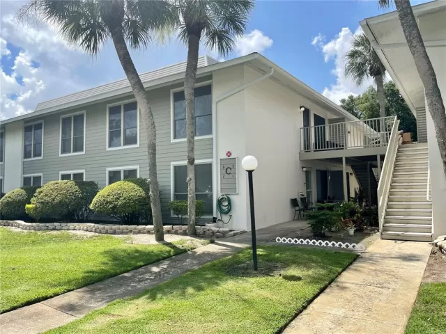 MLS: O6045332 Condo For Sale