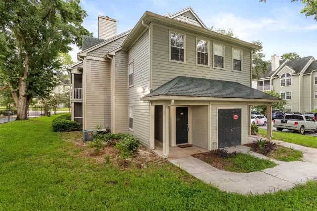 MLS: O6045554 Condo For Sale