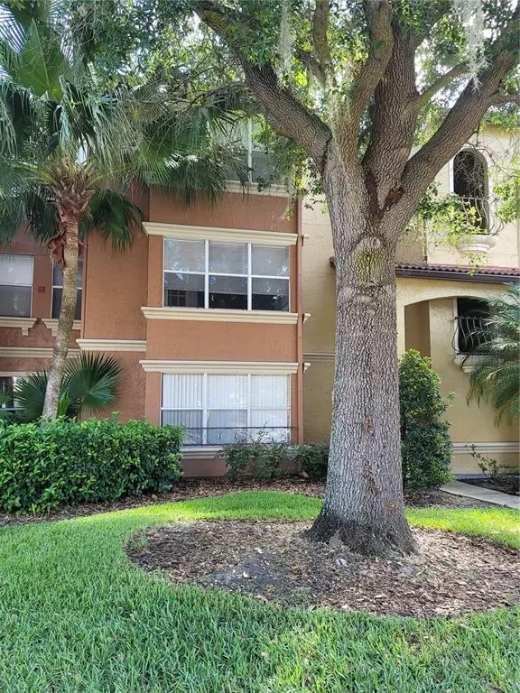 MLS: O6045700 Condo For Sale