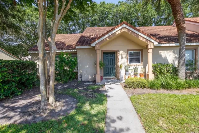 MLS: O6045821 Condo For Sale