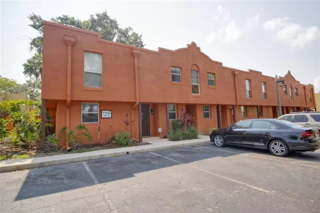 MLS: O6045933 Condo For Sale