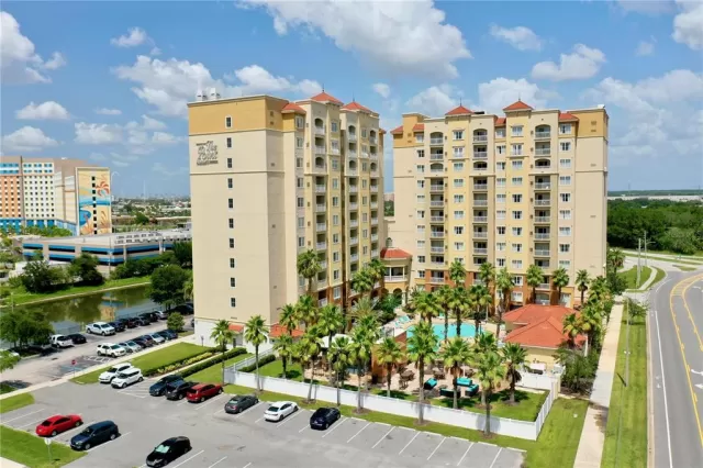 MLS: O6047194 Condo For Sale