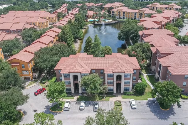 MLS: O6047686 Condo For Sale
