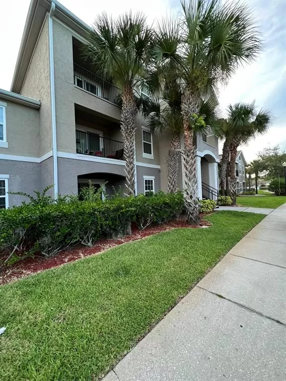 MLS: O6047785 Condo For Sale