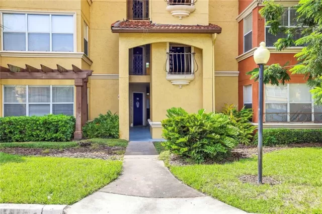 MLS: O6047863 Condo For Sale