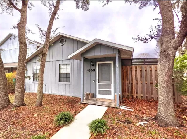 MLS: O6048614 Condo For Sale