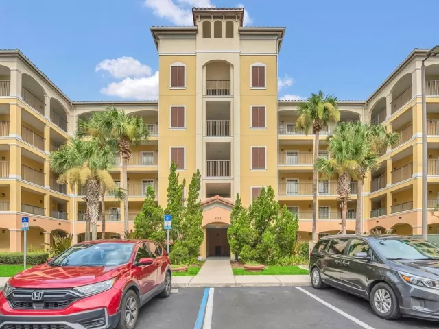 MLS: O6049298 Condo For Sale