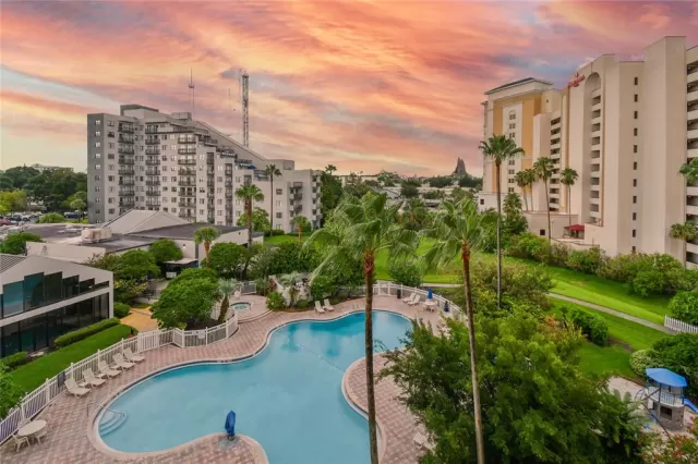 MLS: O6050260 Condo For Sale