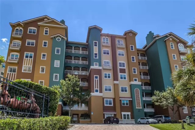 MLS: O6050403 Condo For Sale