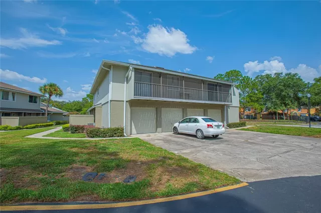 MLS: O6050445 Condo For Sale