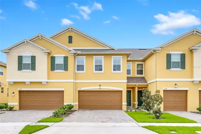 MLS: O6052033 Condo For Sale