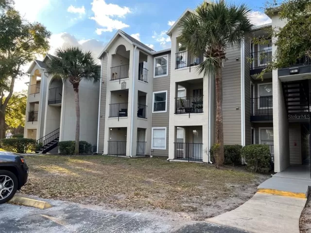 MLS: O6052798 Condo For Sale