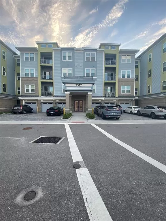 MLS: O6053948 Condo For Sale