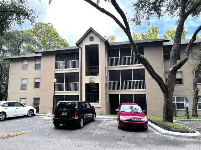 MLS: O6053959 Condo For Sale