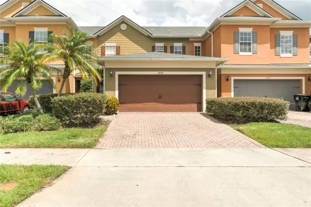 MLS: O6053977 Condo For Sale