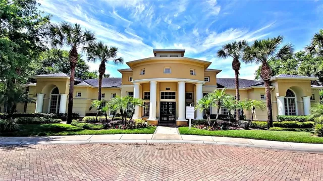 MLS: O6054091 Condo For Sale