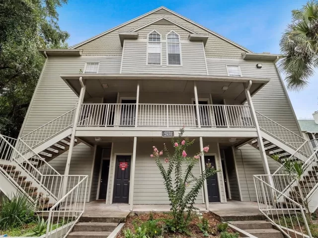 MLS: O6054319 Condo For Sale