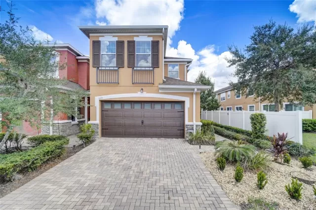 MLS: O6055087 Condo For Sale