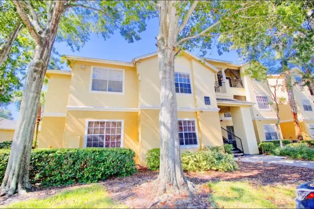 MLS: O6055453 Condo For Sale