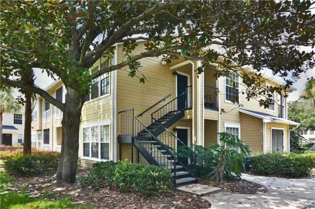 MLS: O6055681 Condo For Sale