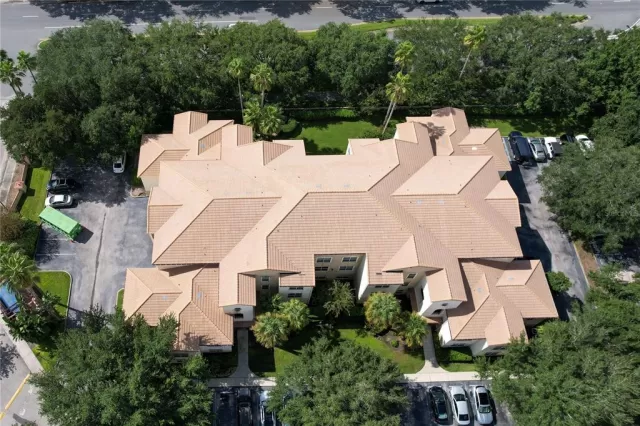 MLS: O6055684 Condo For Sale