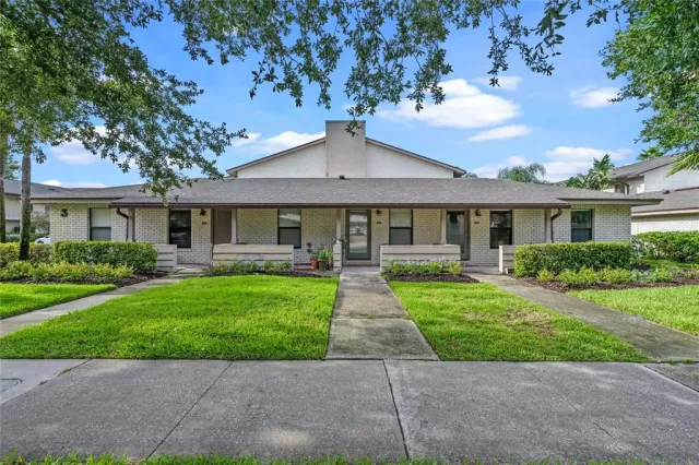 MLS: O6055837 Condo For Sale