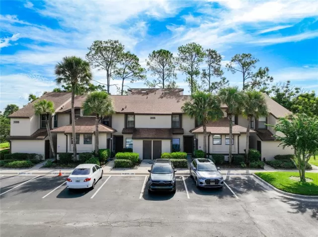 MLS: O6056128 Condo For Sale